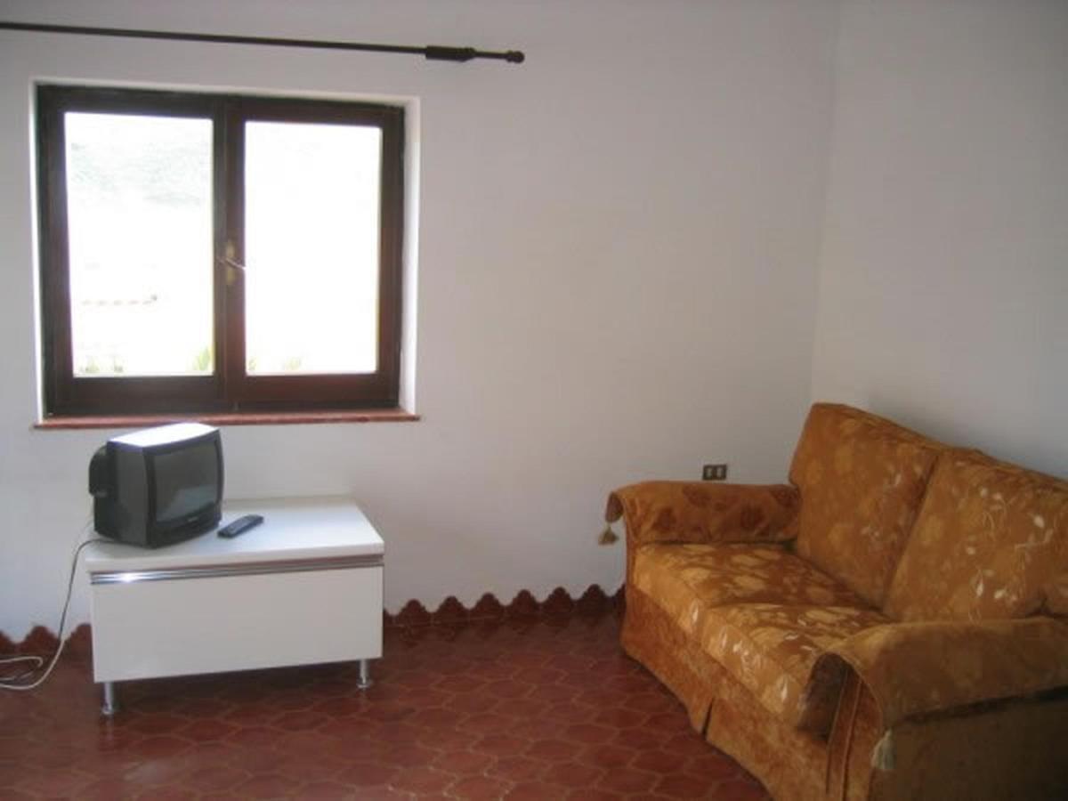 Nice Apartments In Waterfront Villa In Bosa Porto Alabe Tresnuraghes Exteriör bild