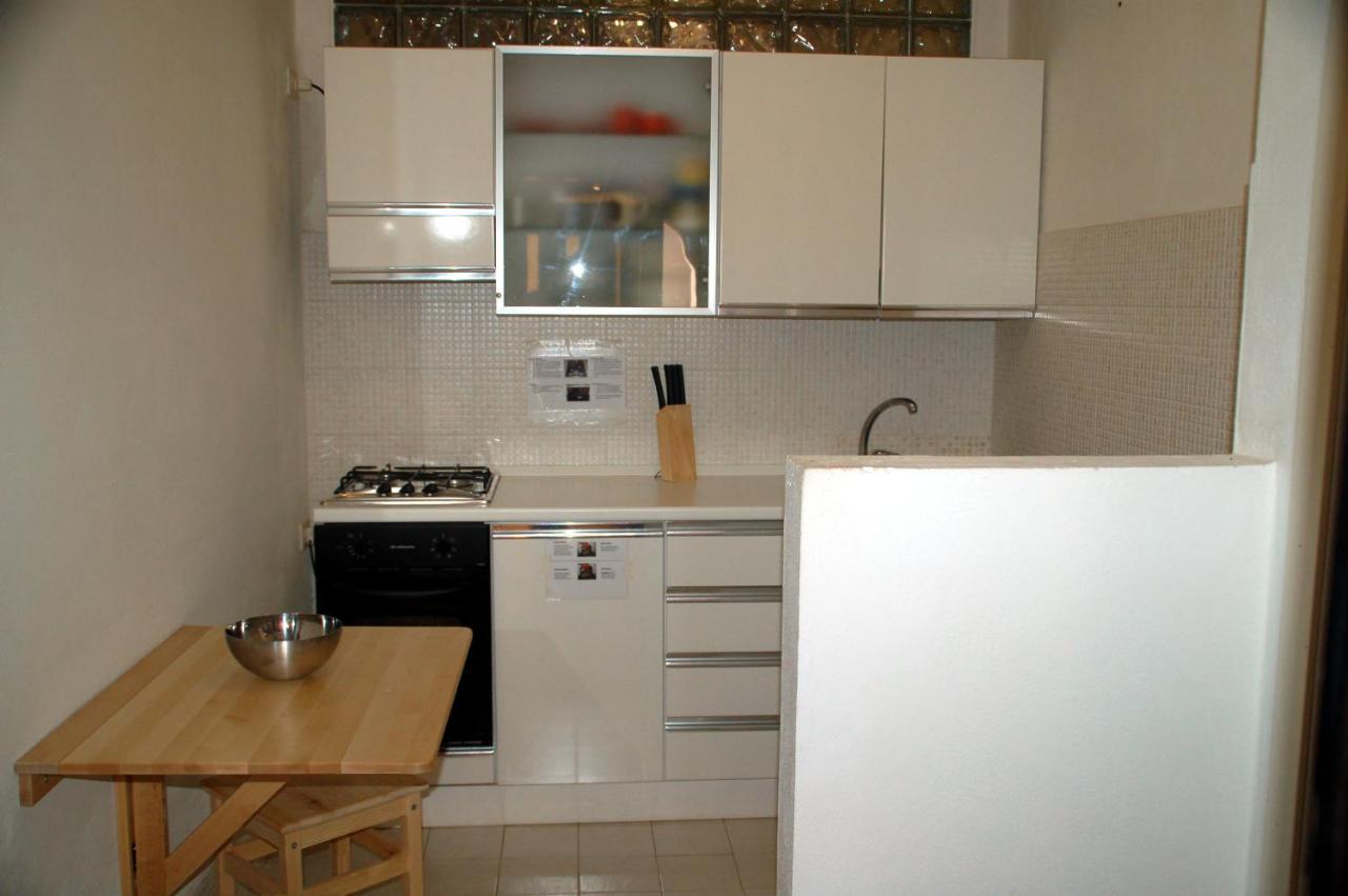 Nice Apartments In Waterfront Villa In Bosa Porto Alabe Tresnuraghes Exteriör bild